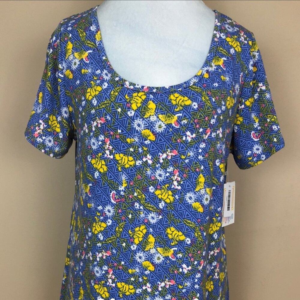 LuLaRoe Classic T NWT
